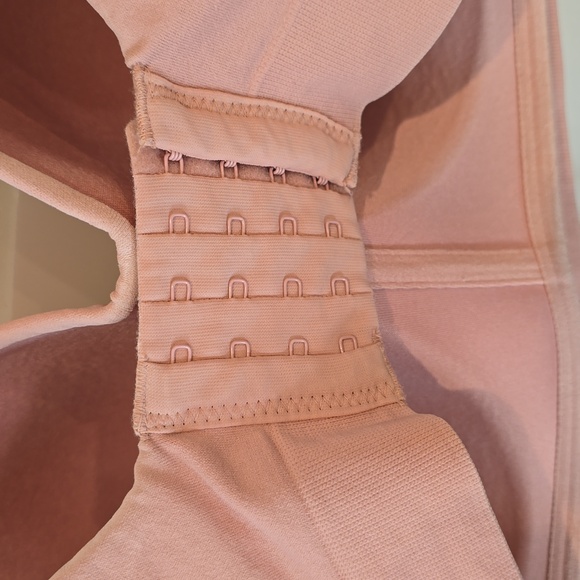 Truekind® Supportive Comfort Wireless Shaping Bras XL - Picture 4 of 7